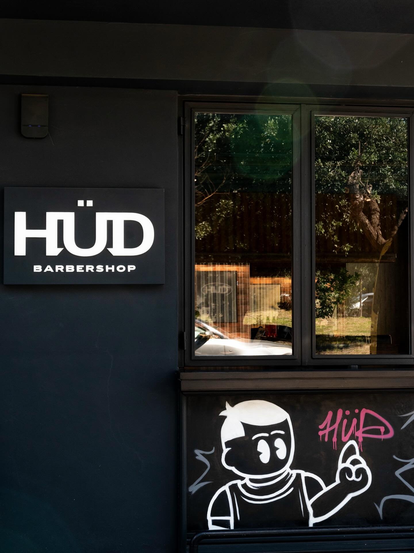HUD Barber